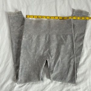 LIV athletic leggings